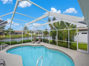 Sunshine Home Retreat Heated Pool on Canal